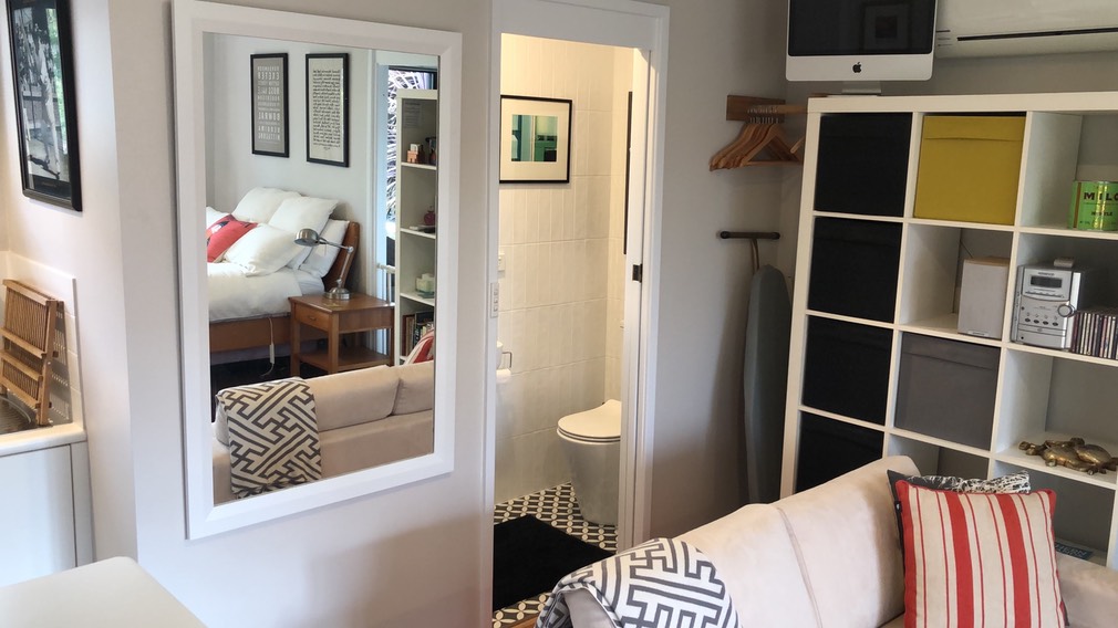 A6362E77-8398-45D6-9E4A-A77B22F1D108